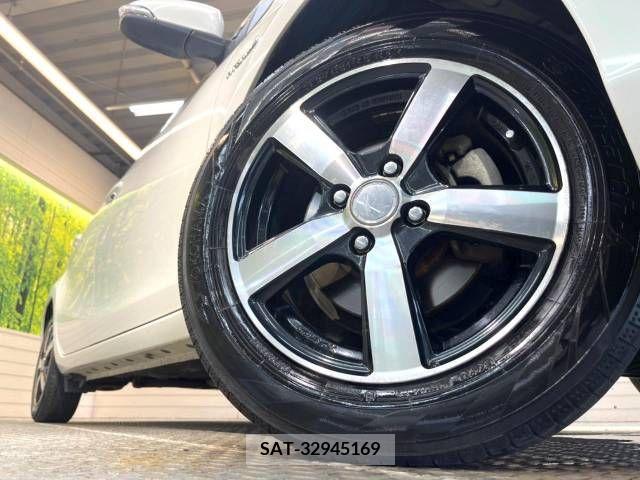 Toyota AQUA 2012-07 356184-13