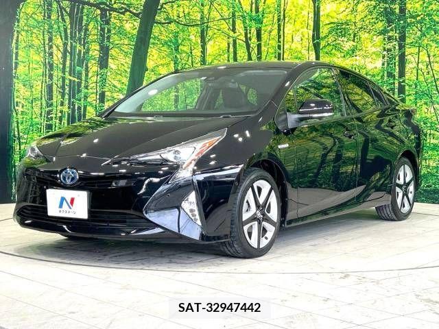 Toyota PRIUS 2017-08 282134-15