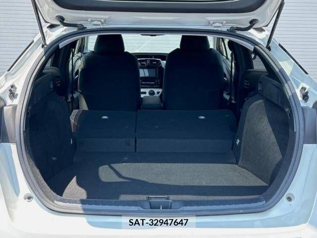 Toyota PRIUS 2016-11 322268-13