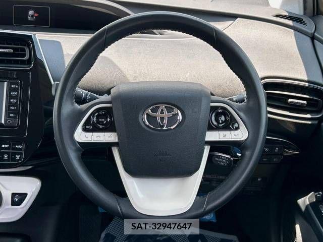 Toyota PRIUS 2016-11 322268-2