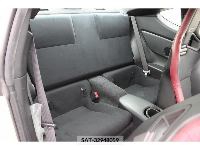 Subaru BRZ 2015-10 213396-13