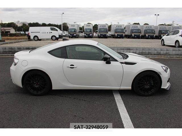 Subaru BRZ 2015-10 213396-8