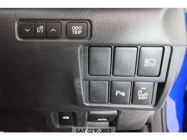 Lexus RC 2018-03 334369-17