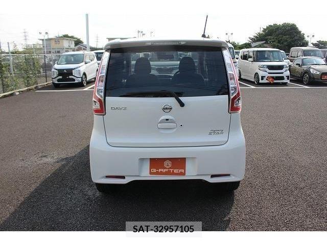 Nissan DAYZ 2016-04 353447-7