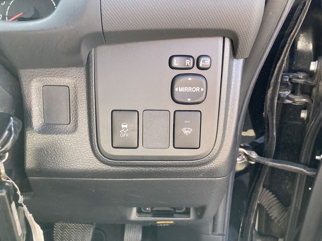 Toyota WISH 2011-06 9678-11