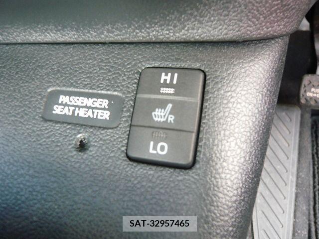 Toyota PRIUS 2016-08 218855-16
