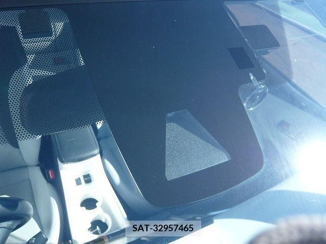 Toyota PRIUS 2016-08 218855-17