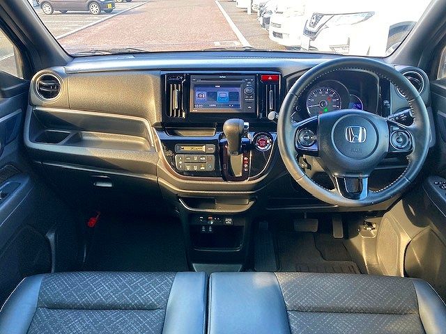 Honda N-WGN 2017-05 6117-1