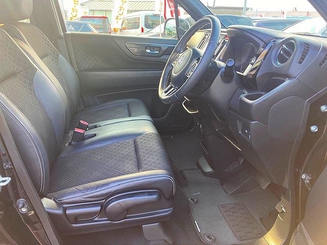 Honda N-WGN 2017-05 6117-3
