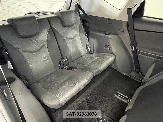 Toyota PRIUS ALPHA 2013-12 282502-10