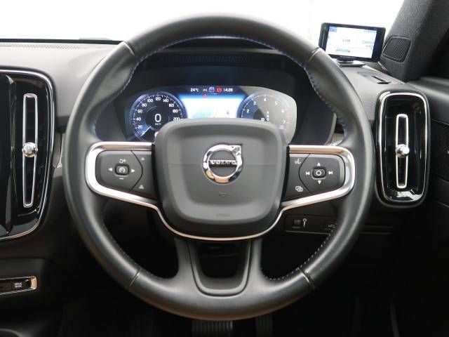 Volvo XC40 2019-09 187020-10