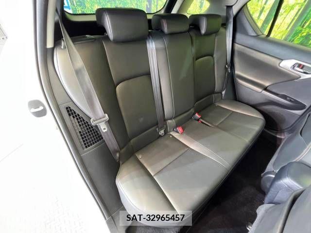 Lexus CT 2012-12 275217-9