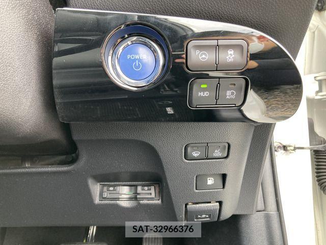 Toyota PRIUS 2019-10 215217-17