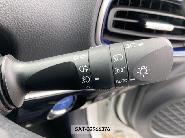 Toyota PRIUS 2019-10 215217-15