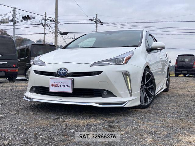 Toyota PRIUS 2019-10 215217-0
