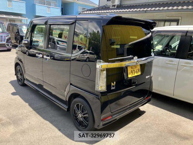 Honda N BOX CUSTOM 2016-08 348904-2