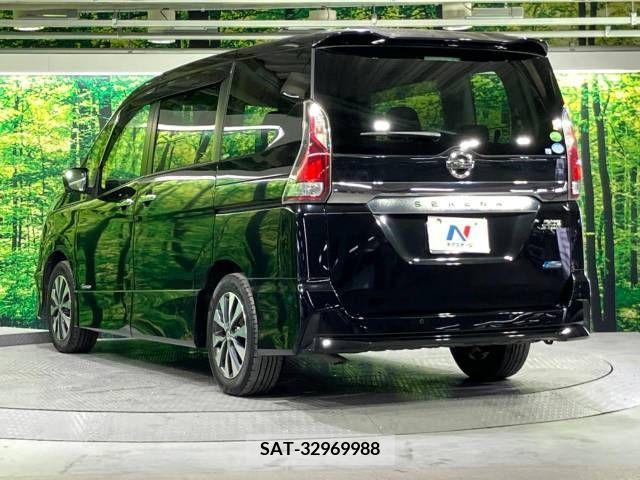 Toyota NOAH 2023-04 207582-17