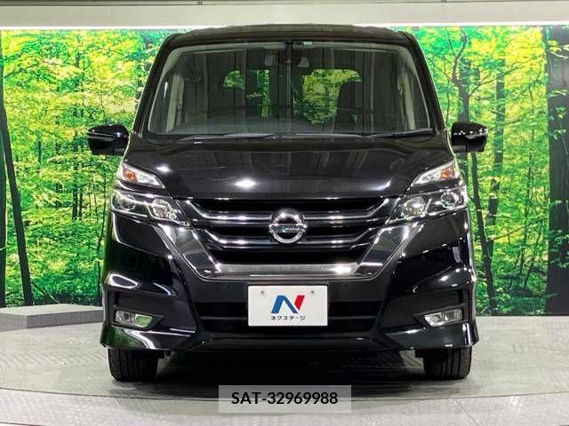 Toyota NOAH 2023-04 207582-14