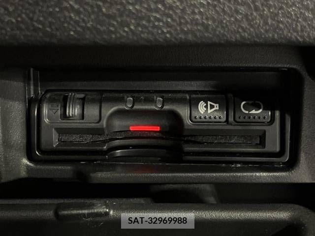 Toyota NOAH 2023-04 207582-6