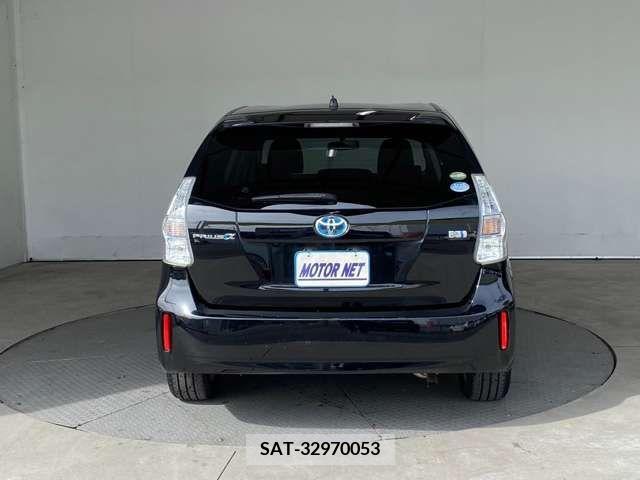 Toyota PRIUS ALPHA 2014-12 250221-11