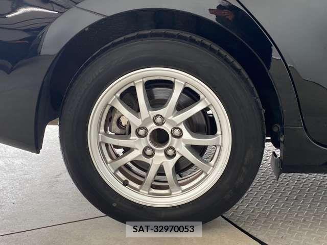 Toyota PRIUS ALPHA 2014-12 250221-17