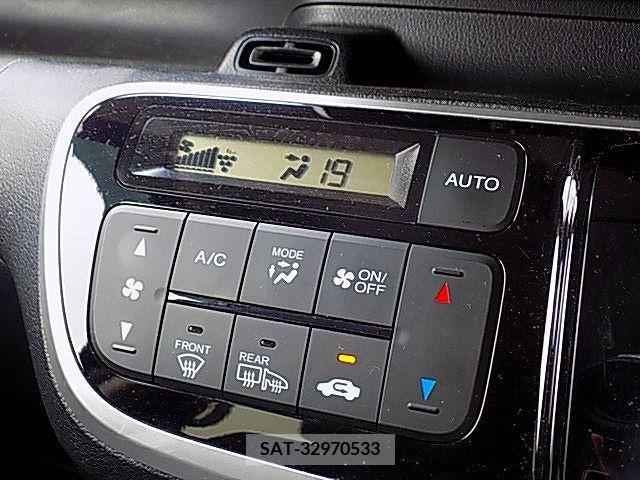 Honda N BOX CUSTOM 2017-07 306809-15