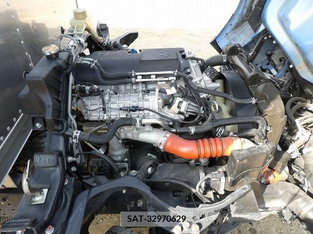 Mitsubishi CANTER 2019-10 373194-24