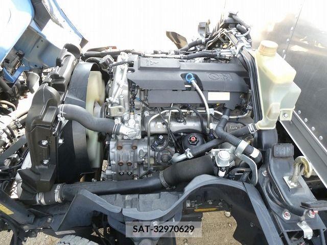 Mitsubishi CANTER 2019-10 373194-23