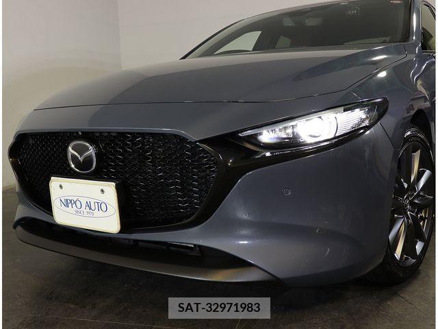 Mazda MAZDA3 2019-09 301084-11
