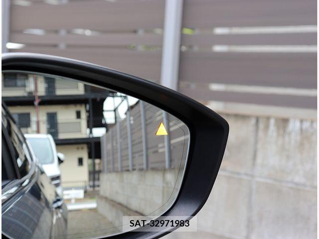 Mazda MAZDA3 2019-09 301084-9