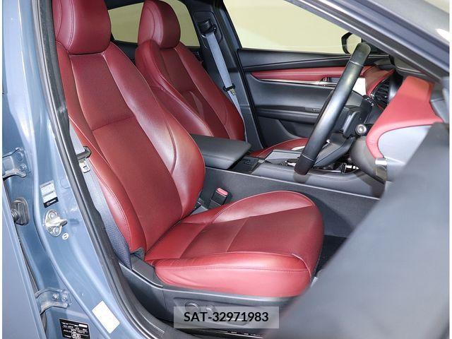 Mazda MAZDA3 2019-09 301084-7