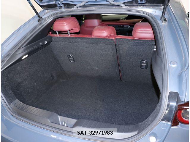 Mazda MAZDA3 2019-09 301084-8
