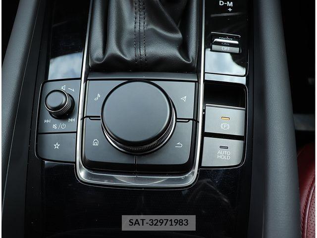 Mazda MAZDA3 2019-09 301084-20