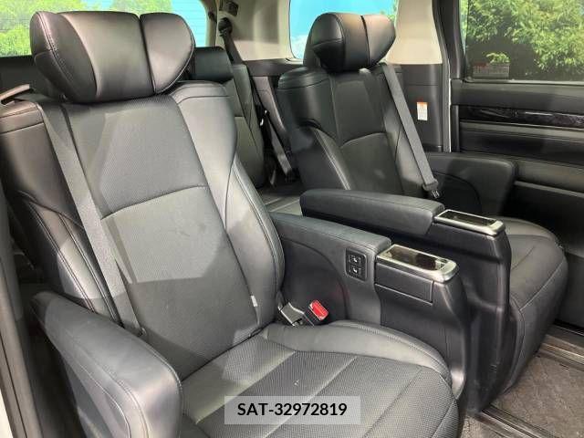 Toyota ALPHARD 2019-02 299473-8