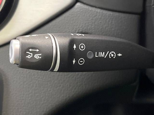 Mercedes Benz CLA-CLASS 2017-05 20023-5