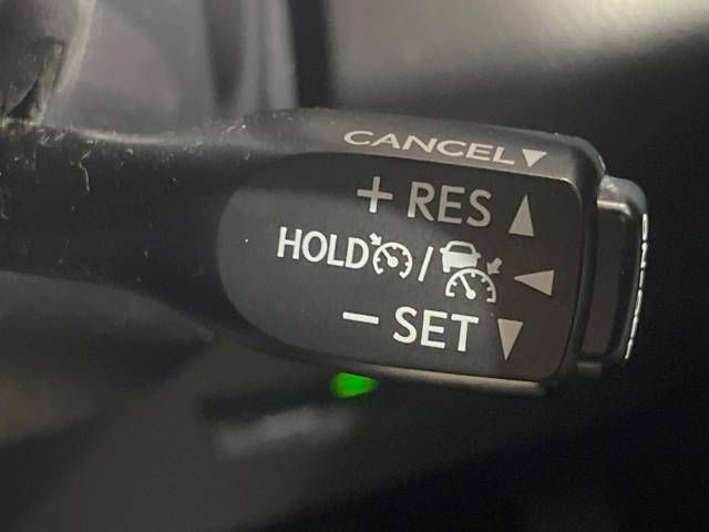 Toyota C-HR 2018-02 182379-4
