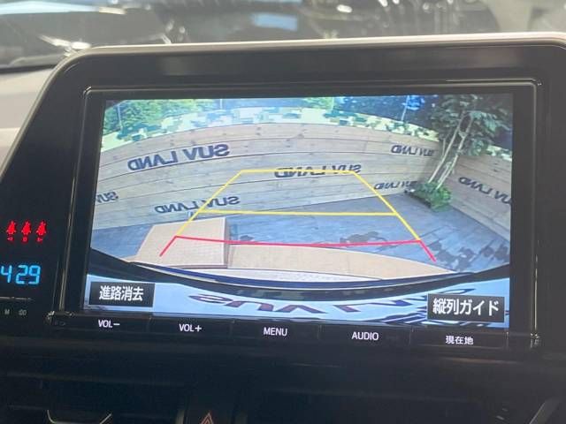 Toyota C-HR 2018-02 182379-3