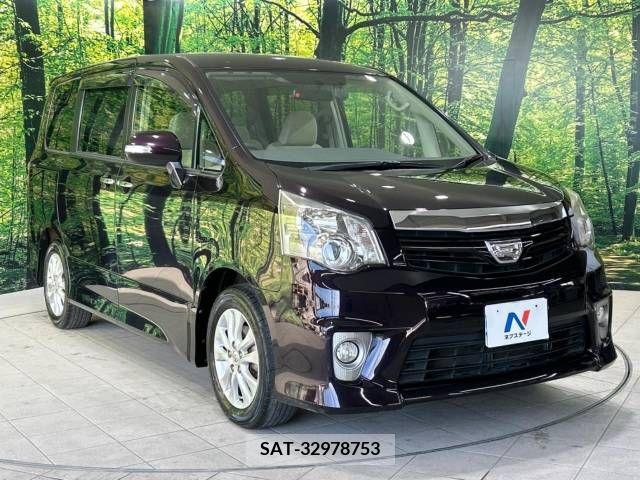 Toyota NOAH 2011-11 321344-17
