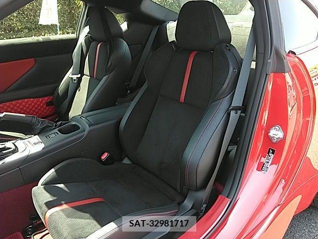 Toyota 86 2021-12 245702-10