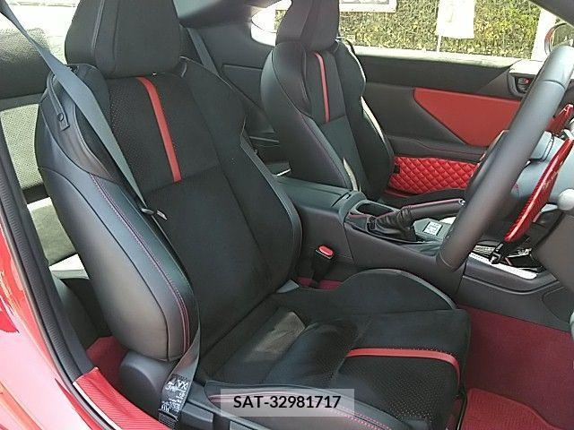 Toyota 86 2021-12 245702-9