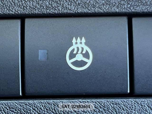 Nissan KICKS 2021-02 362275-6