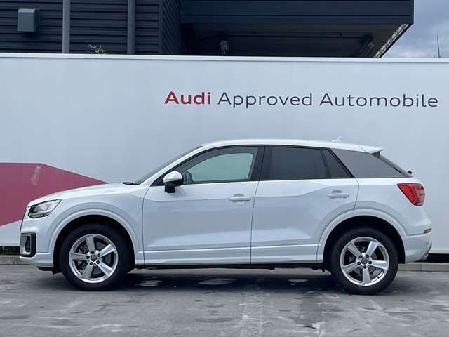 Audi Q2 2018-12 11396-3