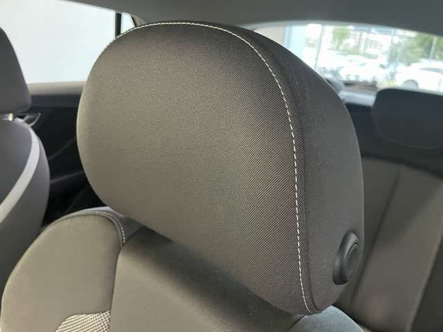 Audi Q2 2018-12 11396-18