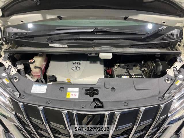 Toyota ALPHARD 2018-05 246126-19