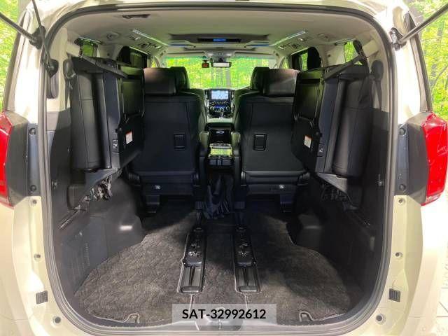 Toyota ALPHARD 2018-05 246126-12