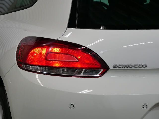 VolksWagen SCIROCCO 2010-01 184413-14
