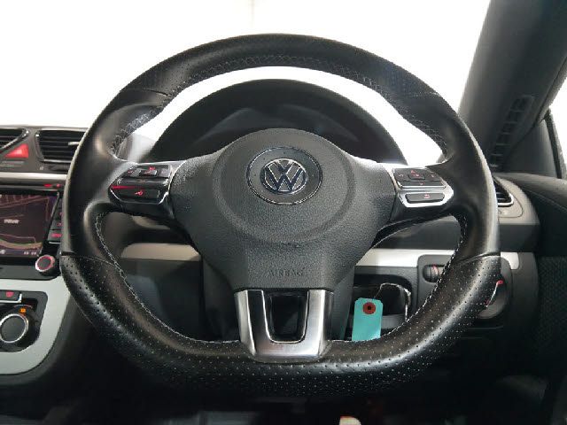 VolksWagen SCIROCCO 2010-01 184413-9