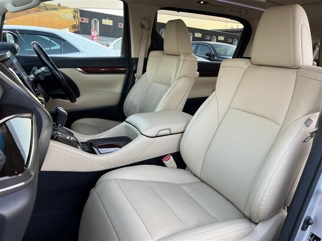 Toyota VELLFIRE 2016-11 196091-18