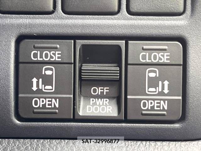 Toyota VOXY 2015-07 394993-4