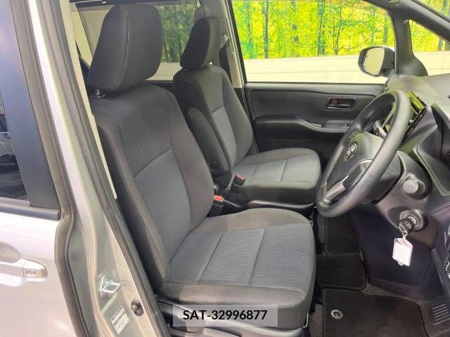 Toyota VOXY 2015-07 394993-8